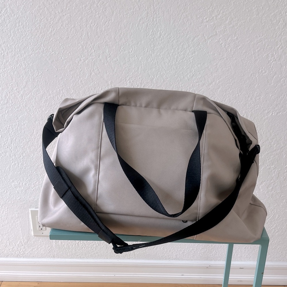 Everlane Canvas weekend bag